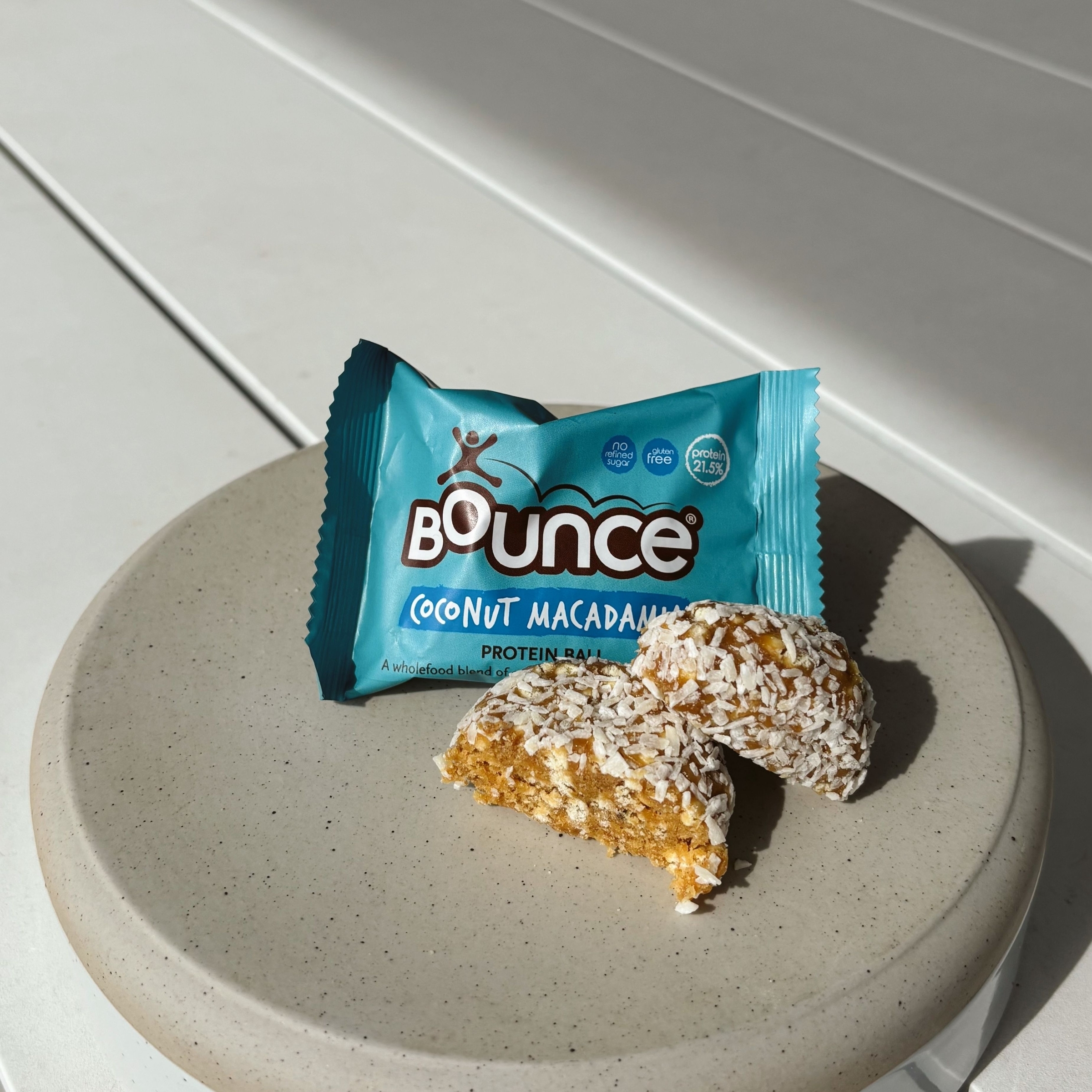 Bounce Natural Energy Ball Coconut Macadamia 40g - Image 4