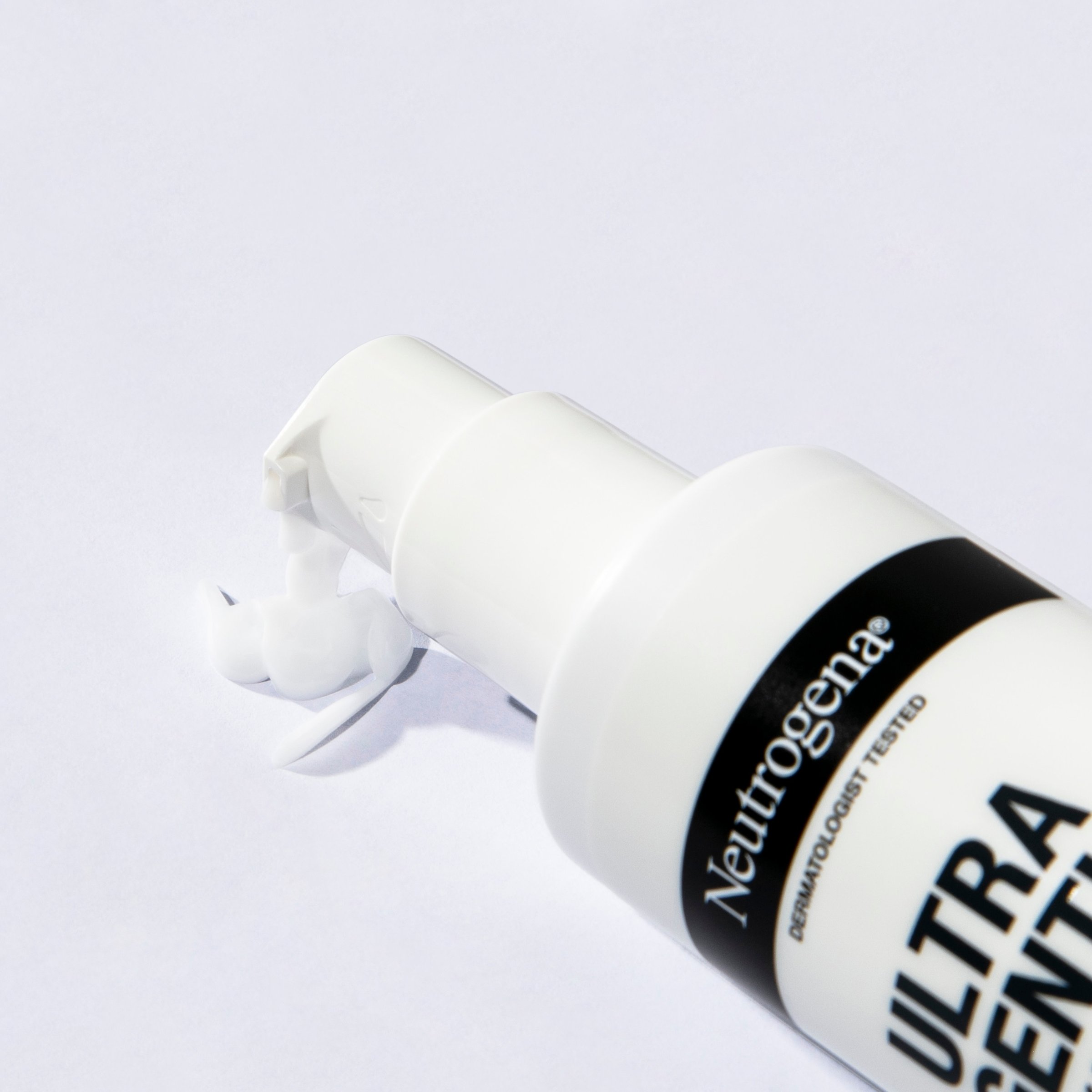 Neutrogena Ultra Gentle Daily Moisturiser 100ml - Image 10