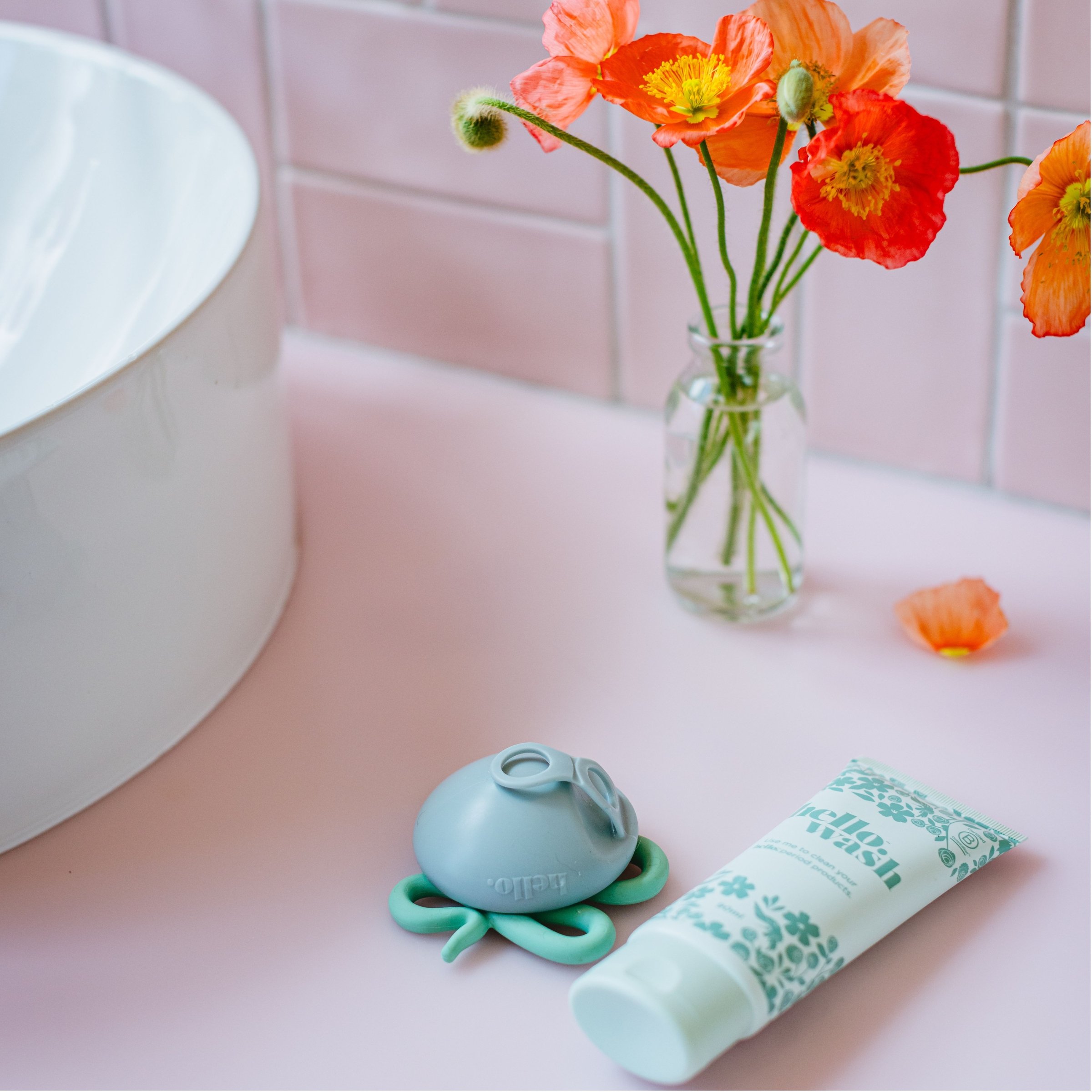 Hello Period Wash 90ml - Image 4