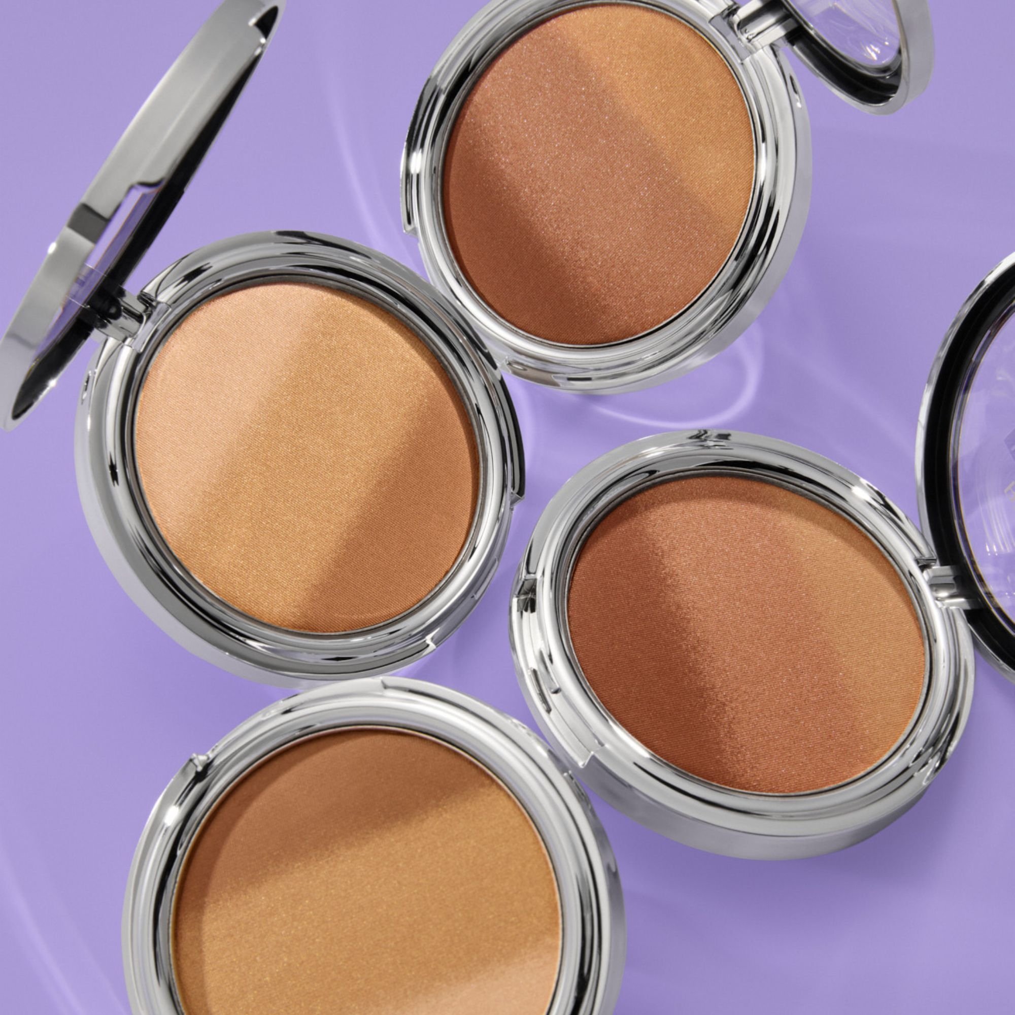Revlon Illuminance Bronzing Powder - Luminous Nude 43g - Image 6