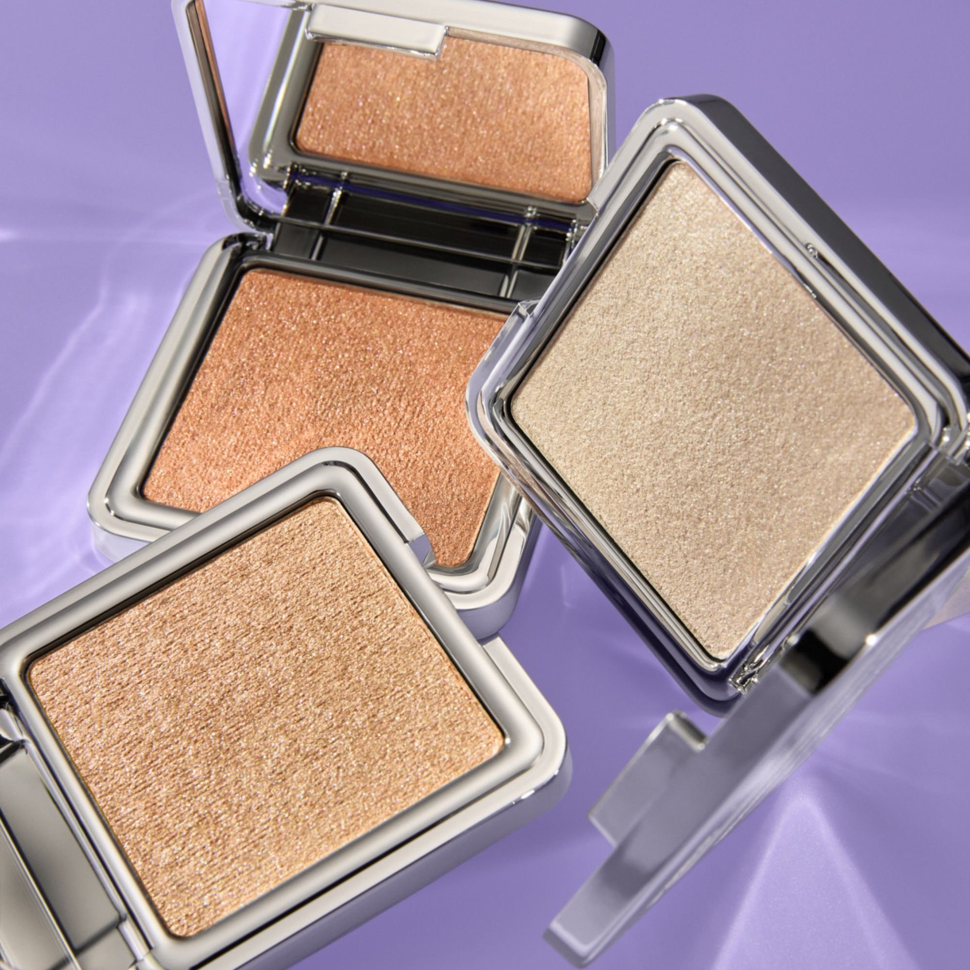Revlon Illuminance Highlighting Powder -golden Hour 49.2g - Image 6